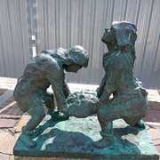 Gwarkowie podnoszący ołów