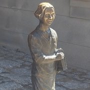 Piekarczyk z Książką